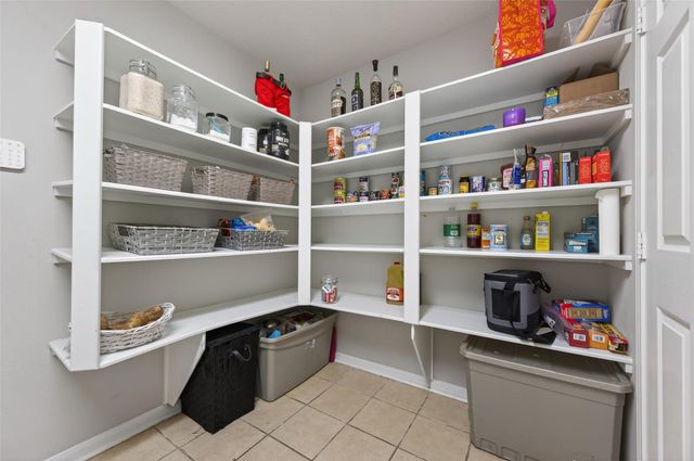 32334 Willow Creek Park, Conroe, TX 77385