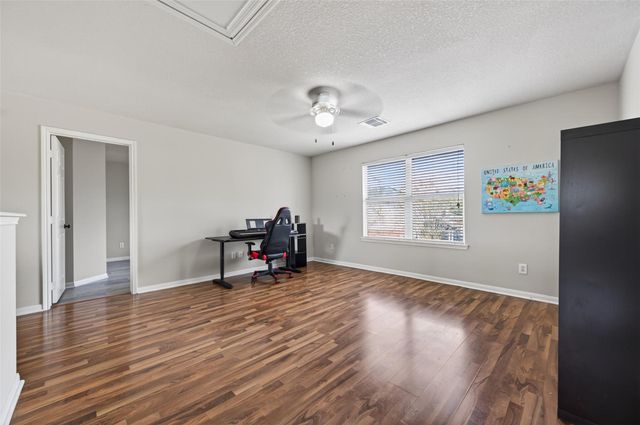 32334 Willow Creek Park, Conroe, TX 77385