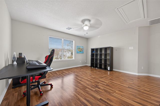 32334 Willow Creek Park, Conroe, TX 77385