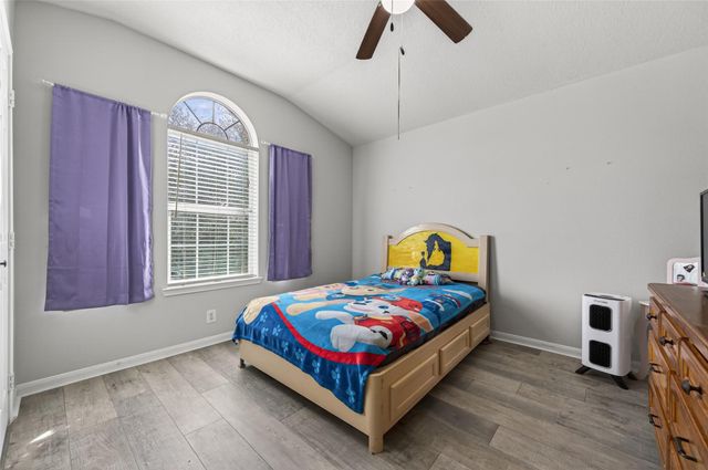 32334 Willow Creek Park, Conroe, TX 77385