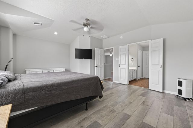 32334 Willow Creek Park, Conroe, TX 77385