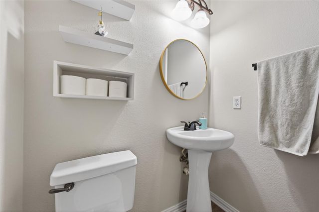 32334 Willow Creek Park, Conroe, TX 77385