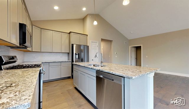 1431 Somerset Place, Barrington, IL 60010