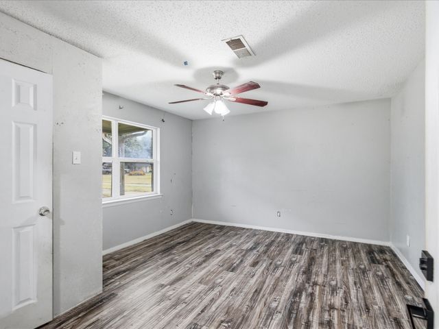 154 Cotillion Road, Fort Worth, TX 76134