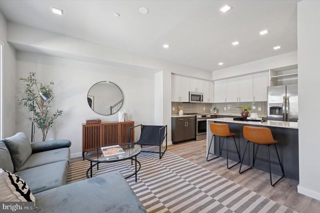 625 SHAWMONT AVENUE, Philadelphia, PA 19128