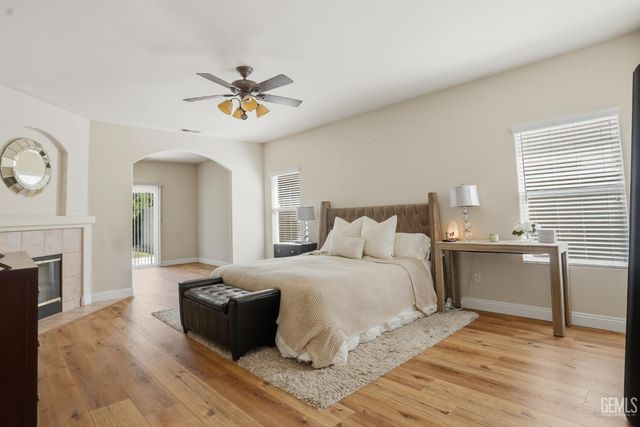 12010 Manorwood Street, Bakersfield, CA 93311