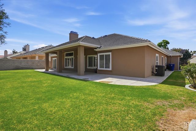 12010 Manorwood Street, Bakersfield, CA 93311