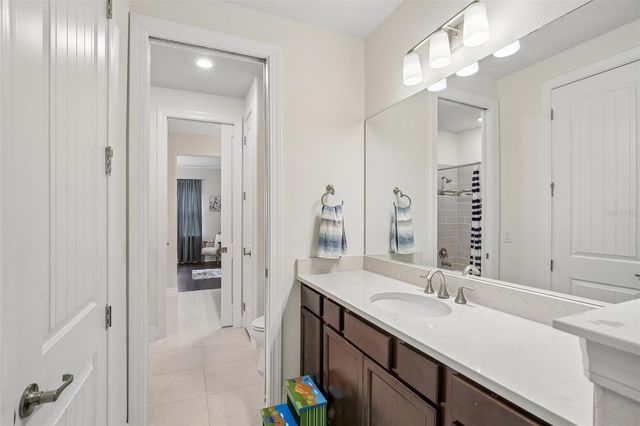 11054 SUNDRIFT DRIVE, Tampa, FL 33647