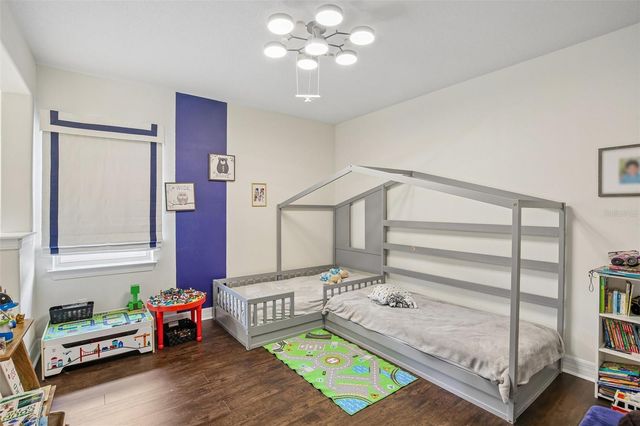 11054 SUNDRIFT DRIVE, Tampa, FL 33647