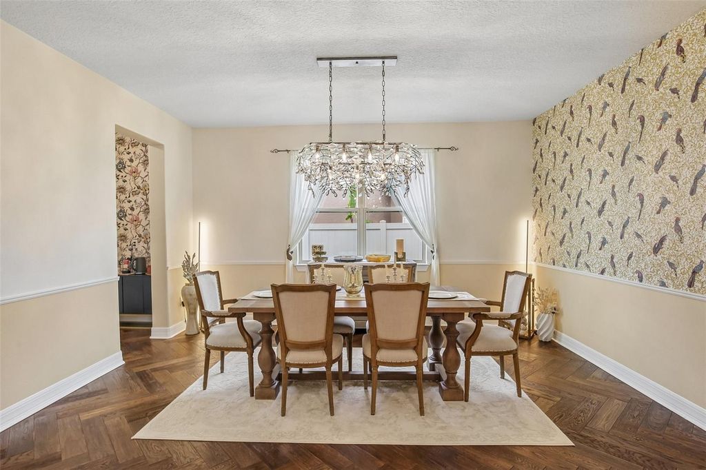 Image 11 of property listing at 11054 SUNDRIFT DRIVE, Tampa, FL 33647