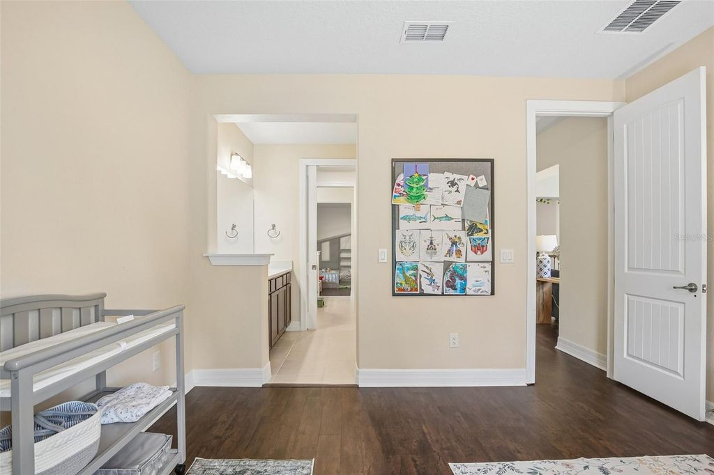 Image 29 of property listing at 11054 SUNDRIFT DRIVE, Tampa, FL 33647