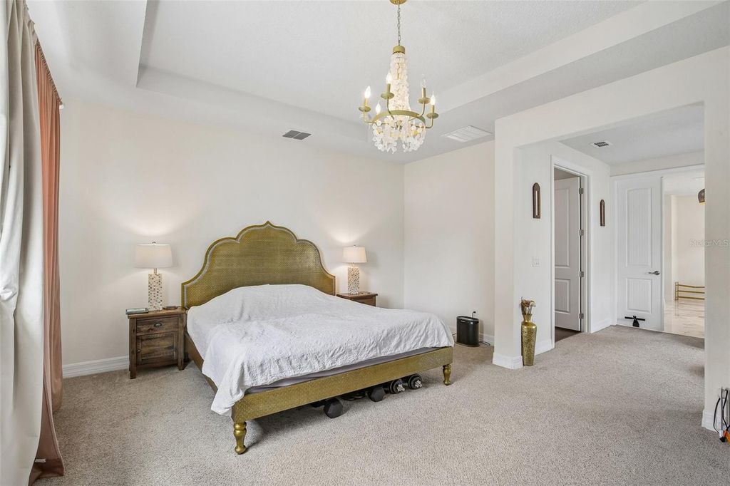 Image 43 of property listing at 11054 SUNDRIFT DRIVE, Tampa, FL 33647