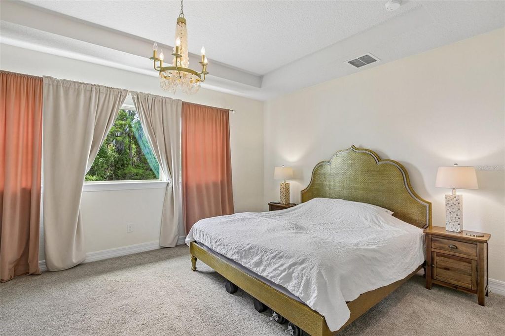 Image 44 of property listing at 11054 SUNDRIFT DRIVE, Tampa, FL 33647