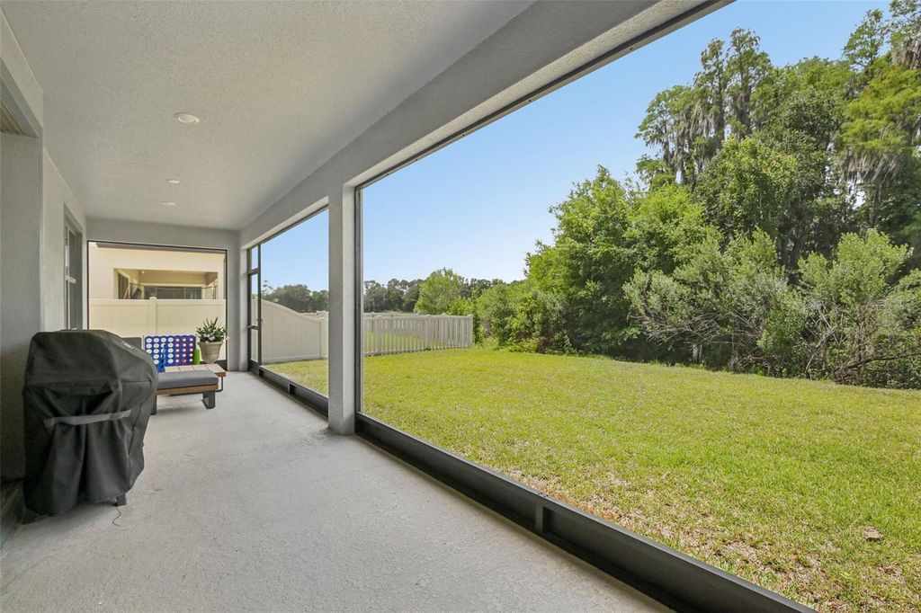 Image 55 of property listing at 11054 SUNDRIFT DRIVE, Tampa, FL 33647
