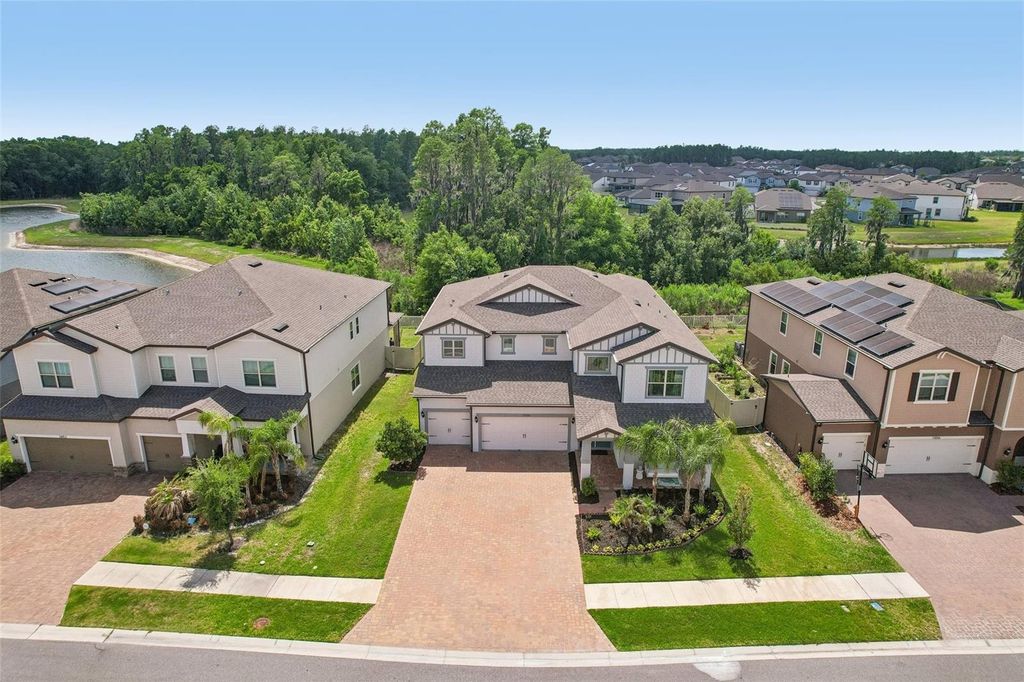 Image 57 of property listing at 11054 SUNDRIFT DRIVE, Tampa, FL 33647