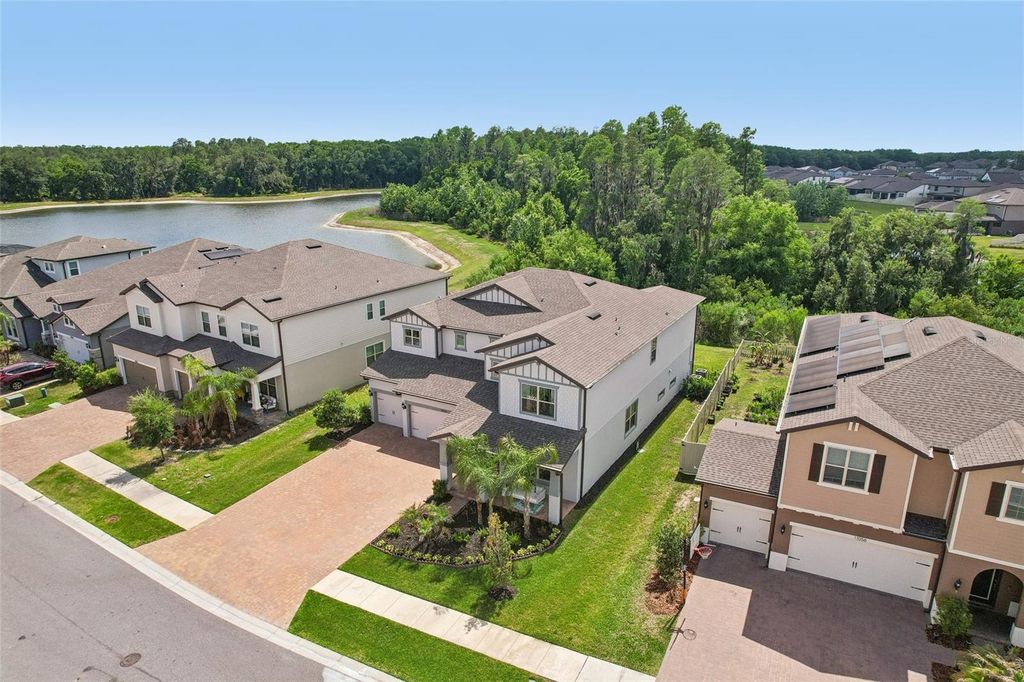 Image 58 of property listing at 11054 SUNDRIFT DRIVE, Tampa, FL 33647