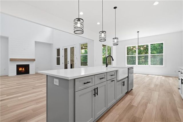 5676 MEADOW VIEW Drive, Jefferson, GA 30549