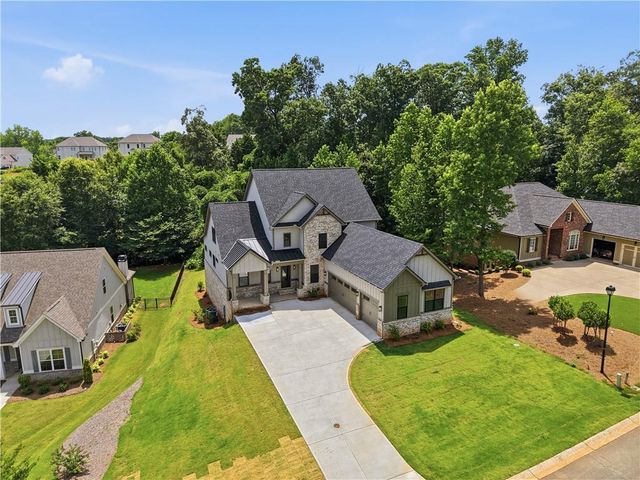 5676 MEADOW VIEW Drive, Jefferson, GA 30549