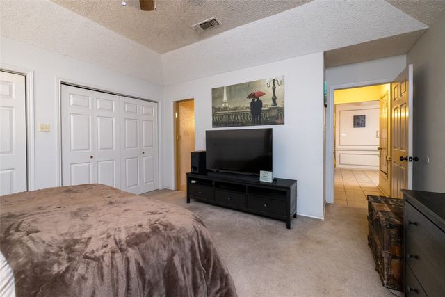 215 Mountainview Drive, Hurst, TX 76054