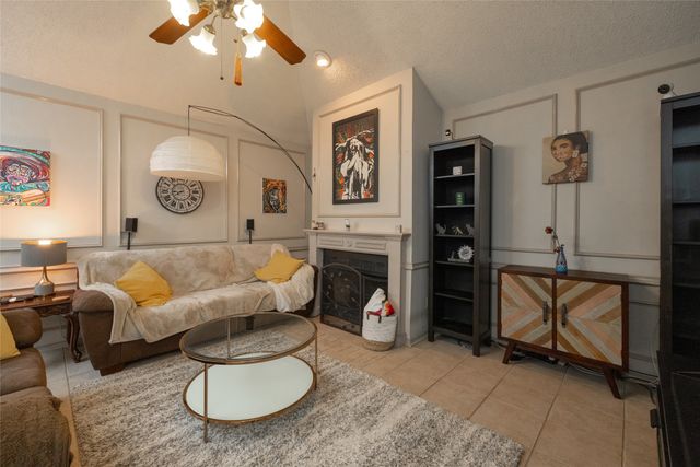 215 Mountainview Drive, Hurst, TX 76054