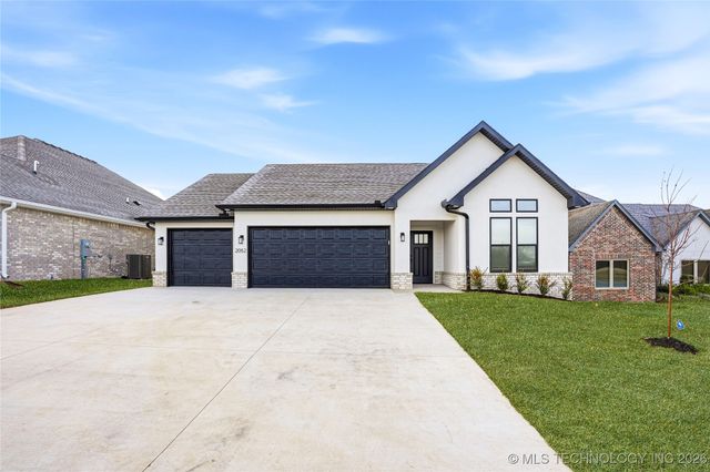 2052 E 128th Place S, Jenks, OK 74037