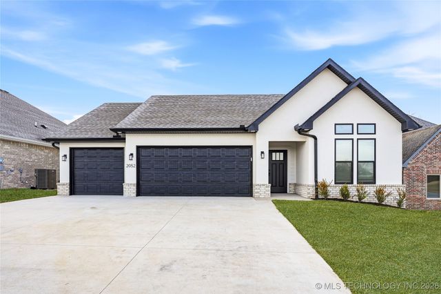 2052 E 128th Place S, Jenks, OK 74037