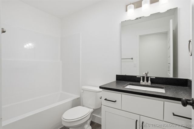 2052 E 128th Place S, Jenks, OK 74037