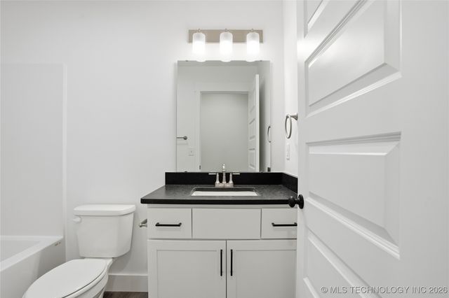 2052 E 128th Place S, Jenks, OK 74037