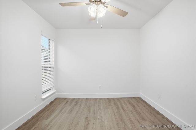 2052 E 128th Place S, Jenks, OK 74037