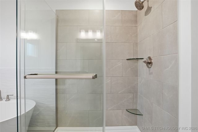 2052 E 128th Place S, Jenks, OK 74037