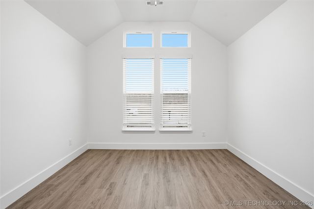 2052 E 128th Place S, Jenks, OK 74037