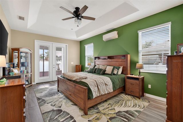 36452 GRAND ISLAND OAKS CIRCLE, Grand Island, FL 32735