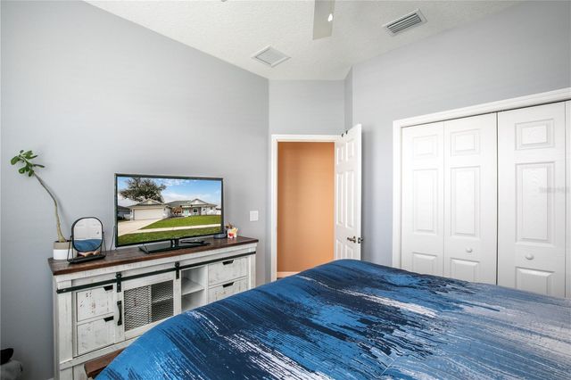 36452 GRAND ISLAND OAKS CIRCLE, Grand Island, FL 32735