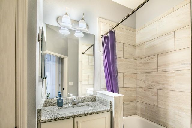 36452 GRAND ISLAND OAKS CIRCLE, Grand Island, FL 32735