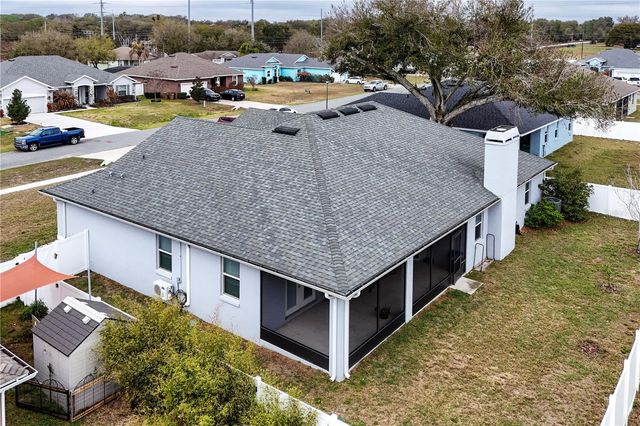 36452 GRAND ISLAND OAKS CIRCLE, Grand Island, FL 32735