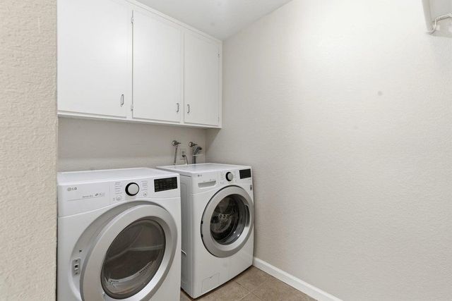 480 Ridgemark Drive, Hollister, CA 95023