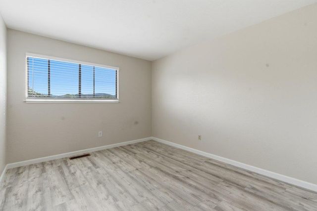 480 Ridgemark Drive, Hollister, CA 95023