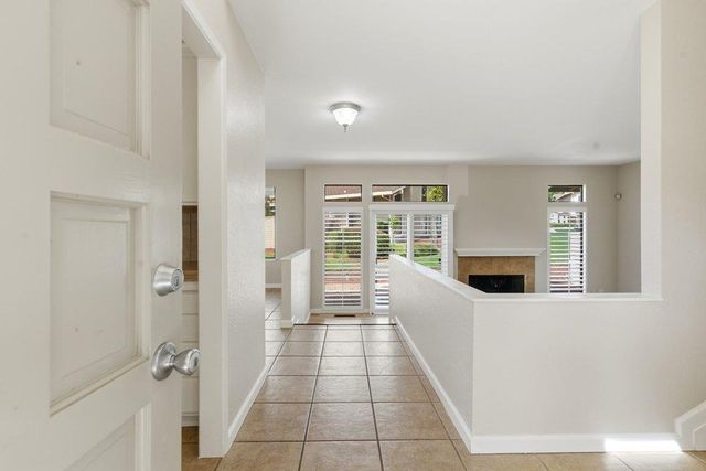 480 Ridgemark Drive, Hollister, CA 95023