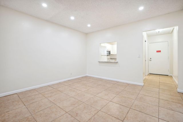 308 Southwind Court 6, North Palm Beach, FL 33408