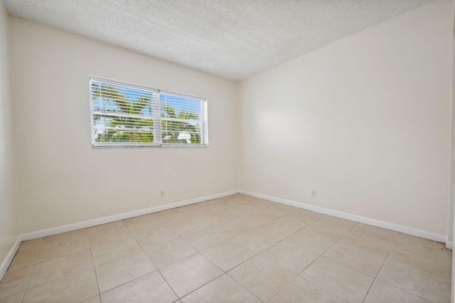 308 Southwind Court 6, North Palm Beach, FL 33408