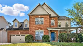1945 Eliza Glynne Lane, Knoxville, TN 37931