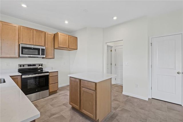 228 Sage Woods Way, Dallas, GA 30132