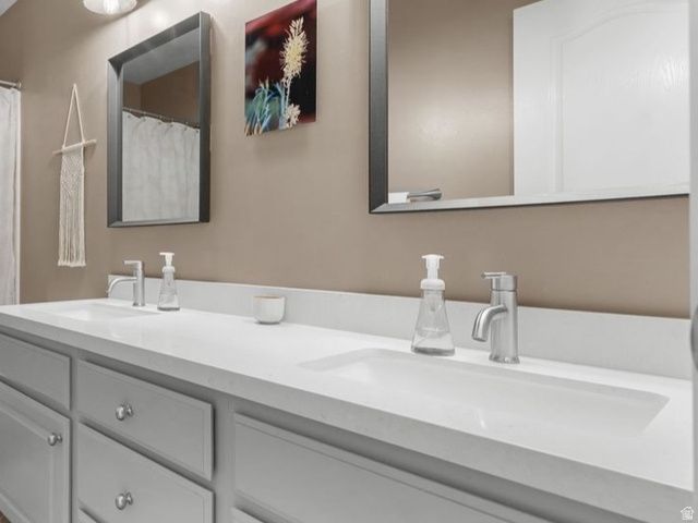 6931 S KNUDSEN MILL CIR, Cottonwood Heights, UT 84121
