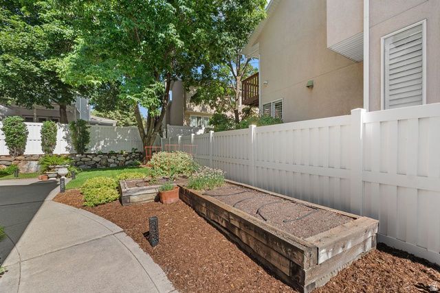6931 S KNUDSEN MILL CIR, Cottonwood Heights, UT 84121