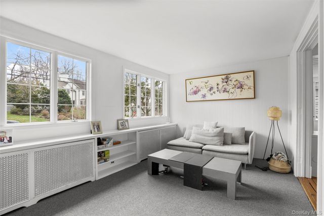 32 Stuyvesant Avenue, Larchmont, NY 10538