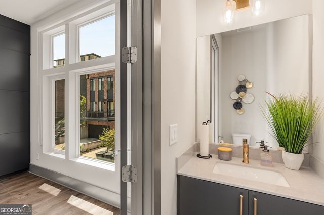 1300 Chelsea Circle NW, Atlanta, GA 30318