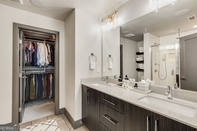 1300 Chelsea Circle NW, Atlanta, GA 30318