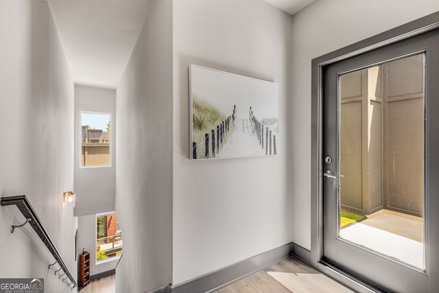 1300 Chelsea Circle NW, Atlanta, GA 30318