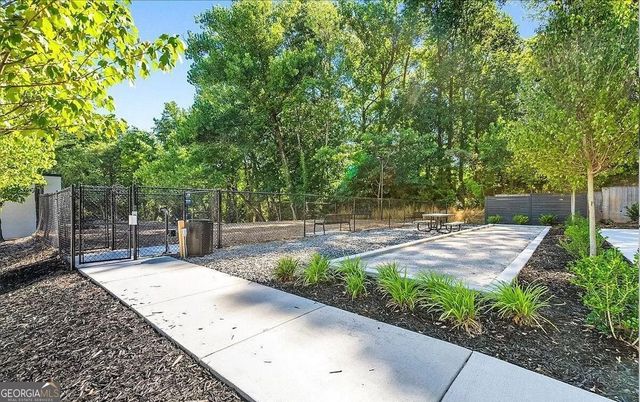 1300 Chelsea Circle NW, Atlanta, GA 30318