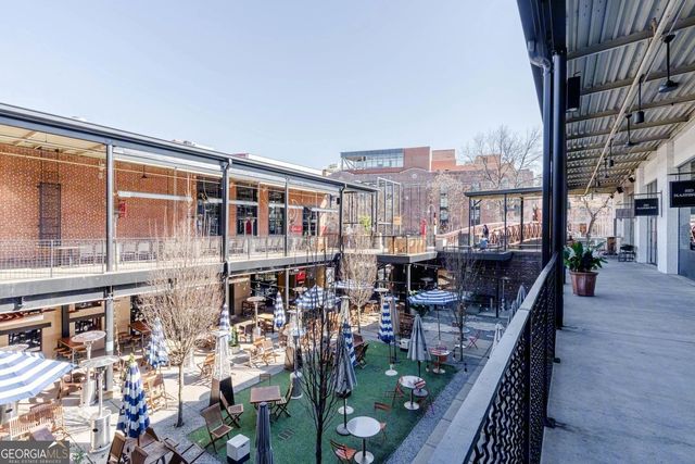 1300 Chelsea Circle NW, Atlanta, GA 30318